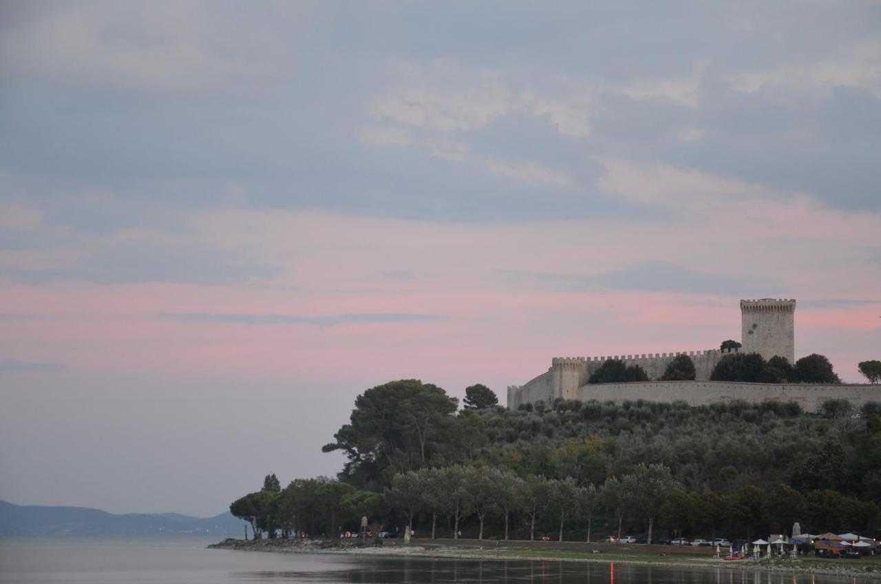 Bed and Breakfast Il Torrione Castiglione del Lago Exterior foto